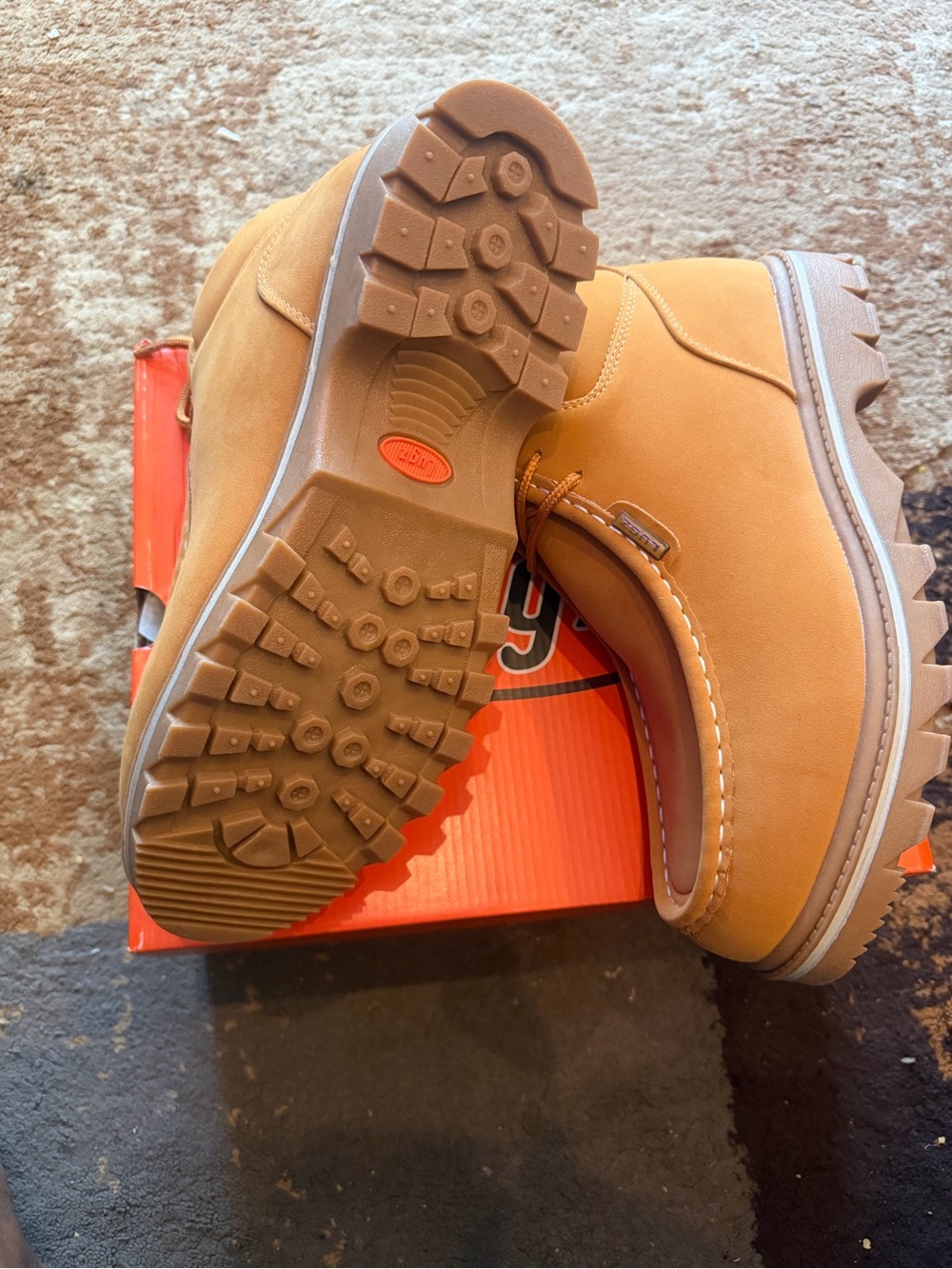 Lugz Wheat/Tan Chukka Boots with Rugged Brown Outsole